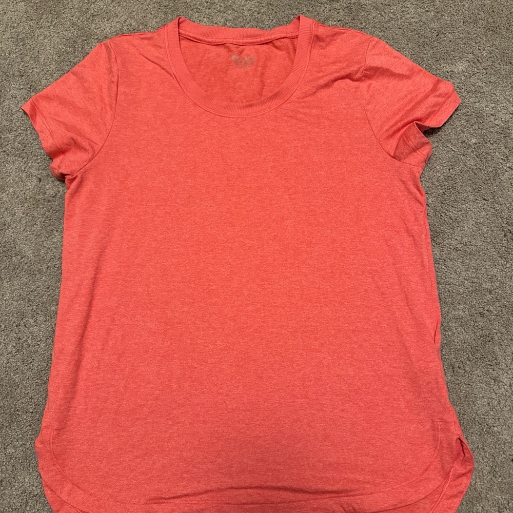 Women coral Athleta high low “With Ease” coral tee